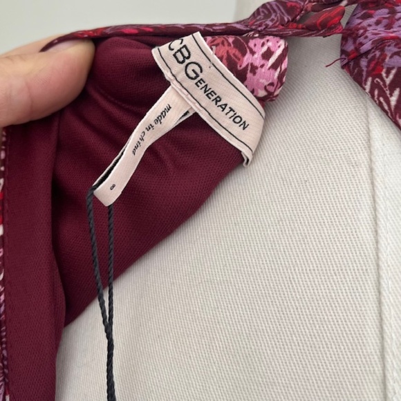 BCBGeneration Women's Long Sleeve Mock Neck Flounce Hem Mini Dress Size 8 NWT - Picture 12 of 12